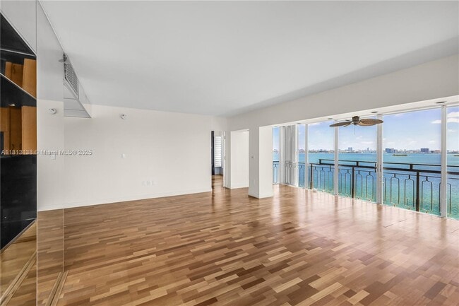 Building Photo - 11111 Biscayne Blvd