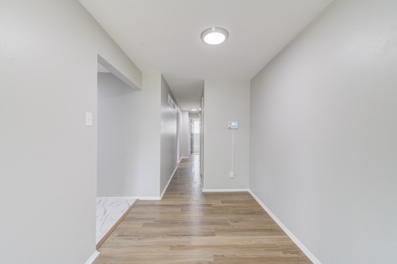 Building Photo - 4063 Esseldale Dr