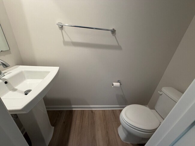 Building Photo - 59 Glacier Ave