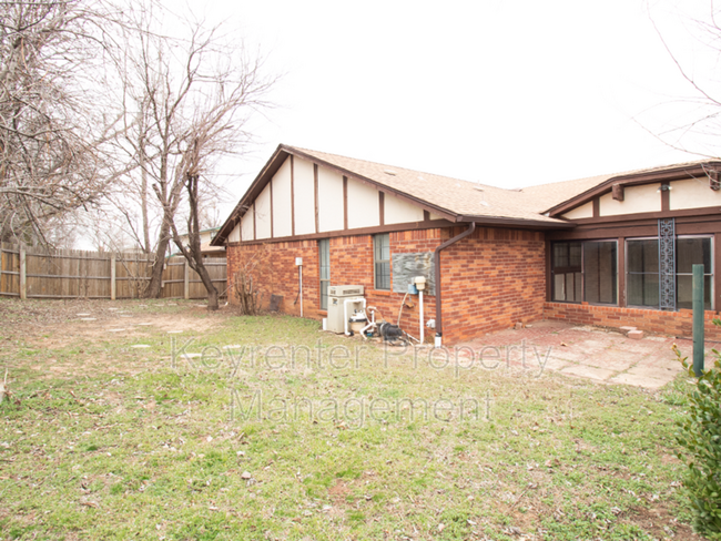 Building Photo - 5009 Kindling Ln