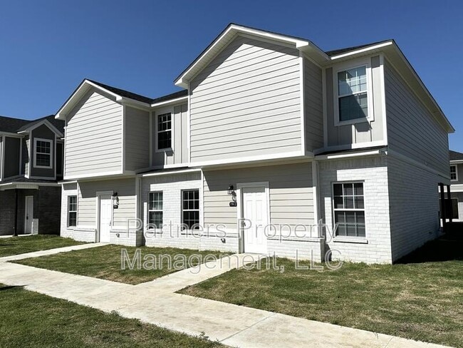 Building Photo - 779 S Amarillo Ave