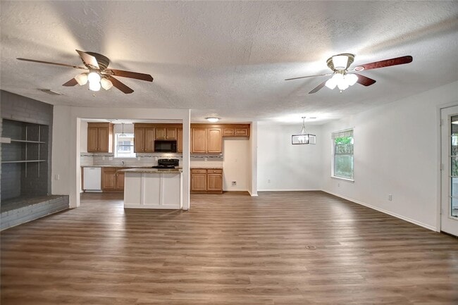 Building Photo - 17119 Bougainvilla Ln