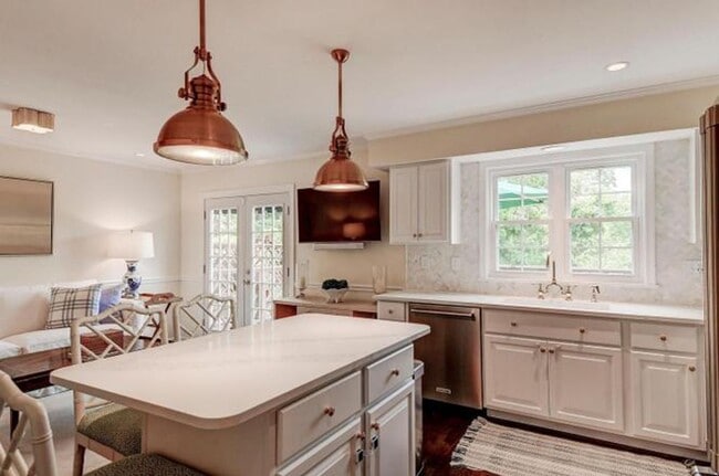 Building Photo - Mays Chapel Chapelgate Townhome | Renovated Main Level + KitchenAid Appliances | Deck Overlooking...