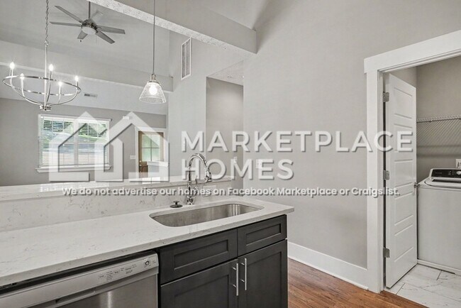 Building Photo - 171 Arbor Lp