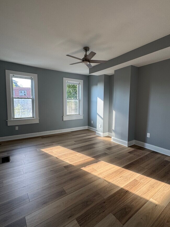 Building Photo - 1631 N Patterson Park Ave