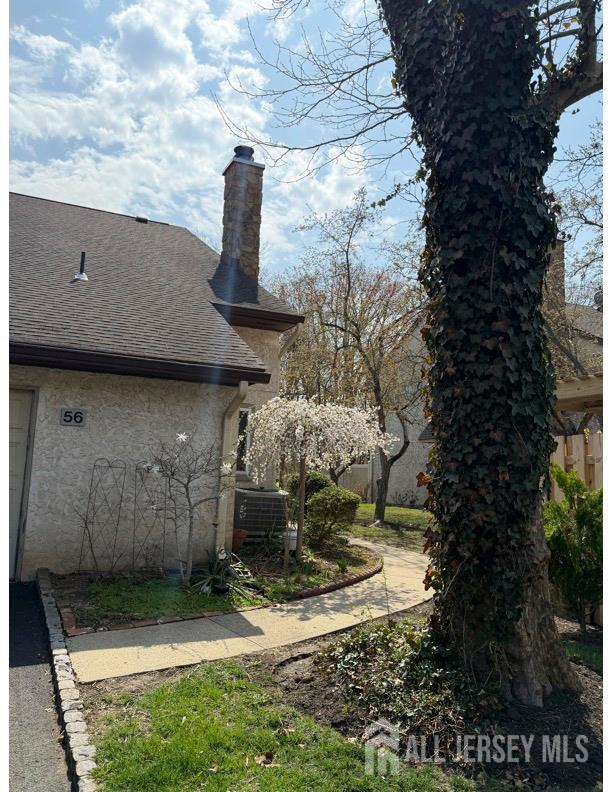 Building Photo - 56 Thoreau Dr