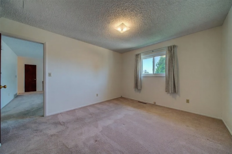 Building Photo - 501 Corte Sol