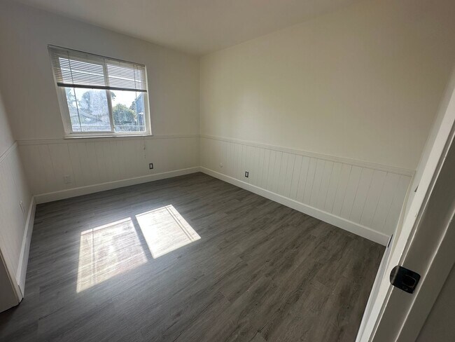 Building Photo - 106 Gill Way