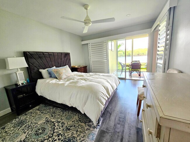 Building Photo - 5530 N Ocean Blvd