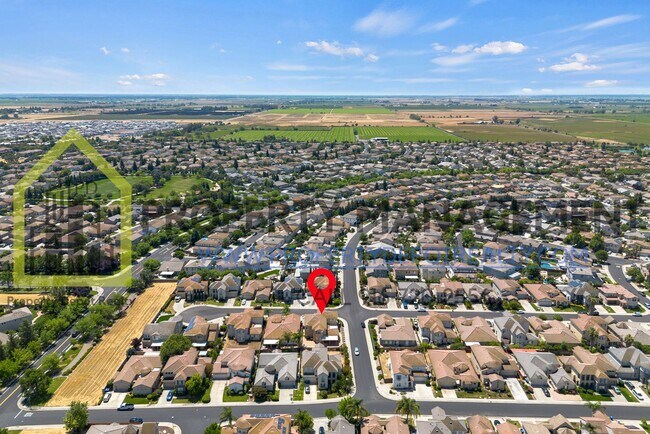 Primary Photo - Stunning Custom 5-Bedroom, 3-Bath Home in ...