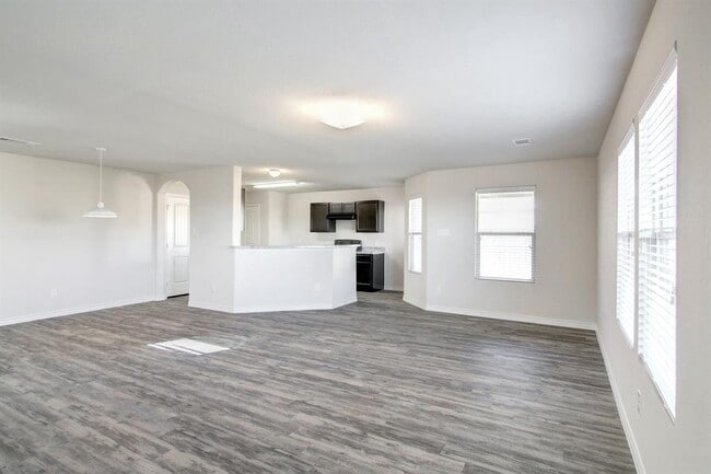 Building Photo - 4136 Twinleaf Dr