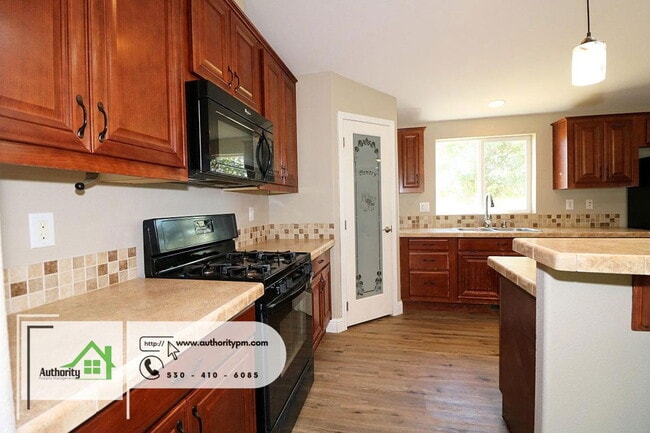 Building Photo - 22233 Venzke Rd