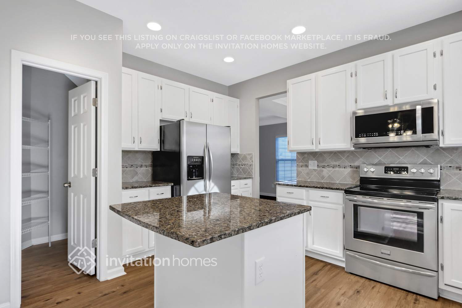 Building Photo - 10641 Partridgeberry Dr