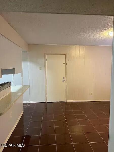 Building Photo - 10604 Springwood Dr