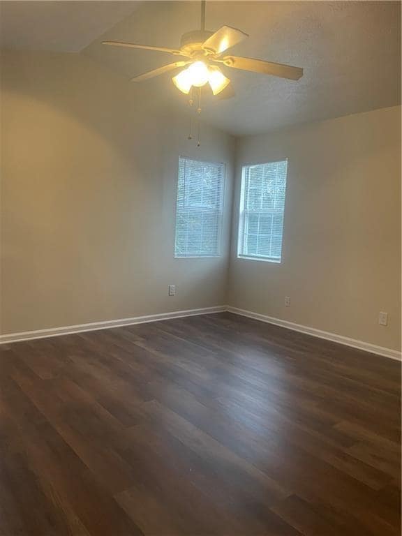 Building Photo - 4957 N Redan Cir