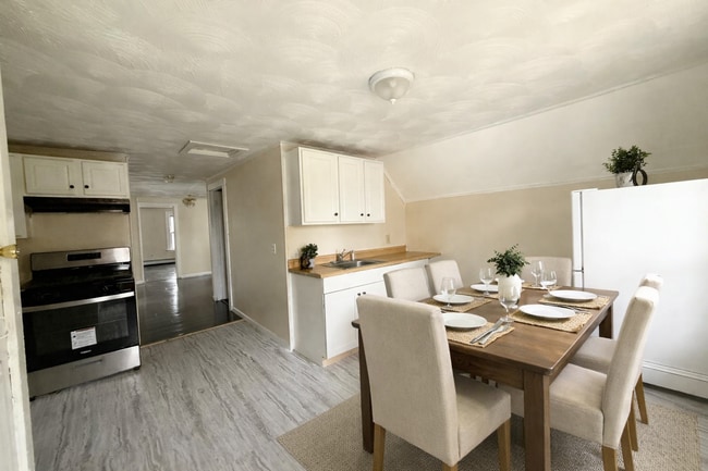 Building Photo - 37 Hotchkiss St