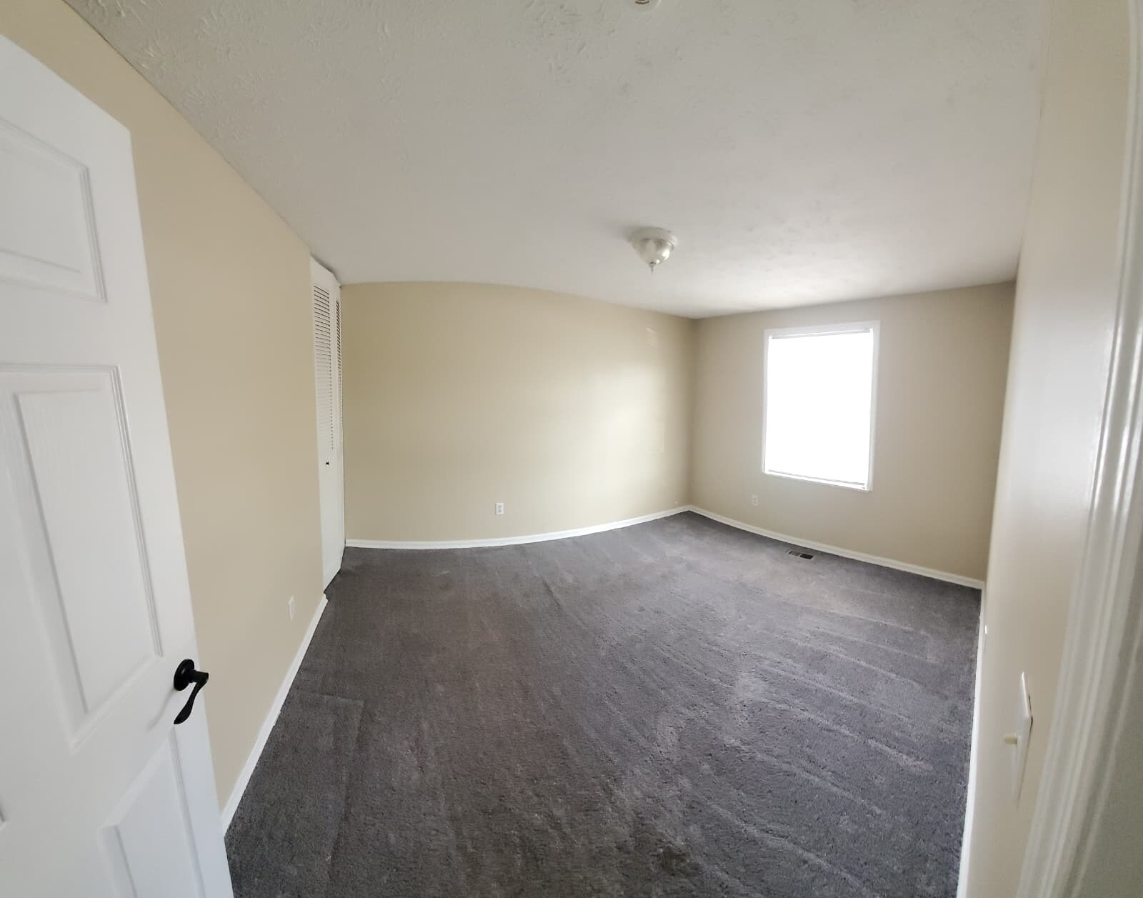 Building Photo - 1364 Karahill Dr