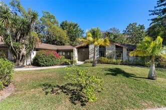 Building Photo - 804 Pennsylvania Way