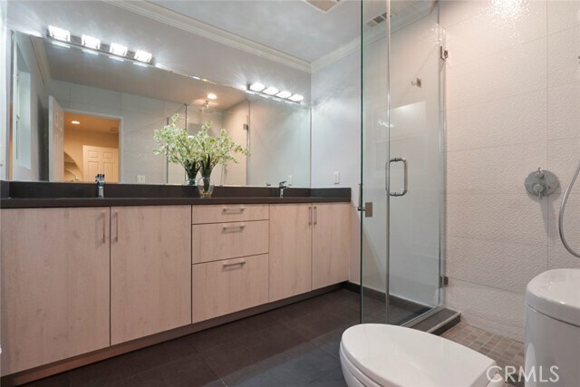 Building Photo - 3381 Oakmont View Dr