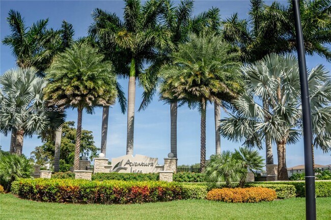 Building Photo - 19278 NE 6th Ave