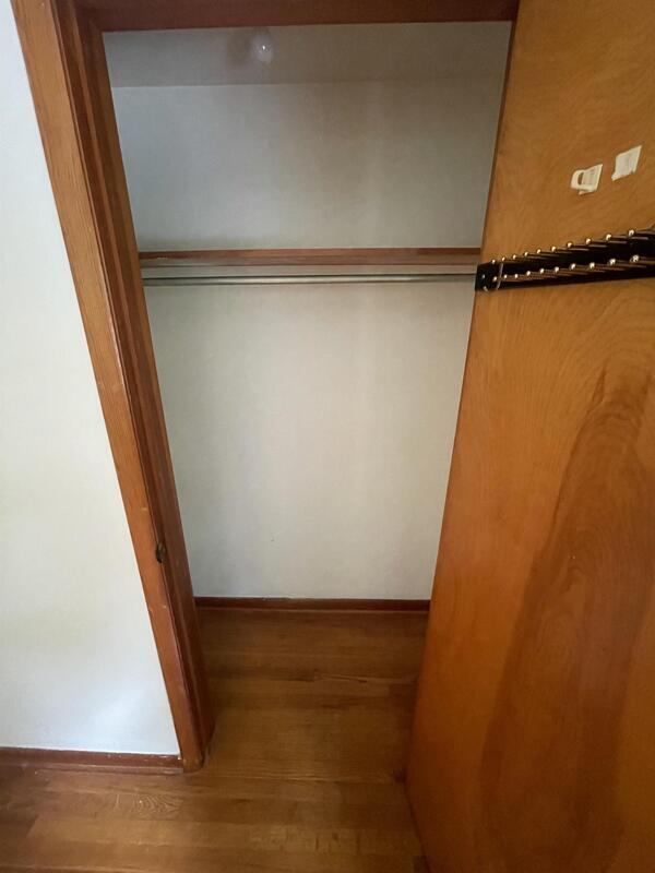 Building Photo - 1221 E 2nd St