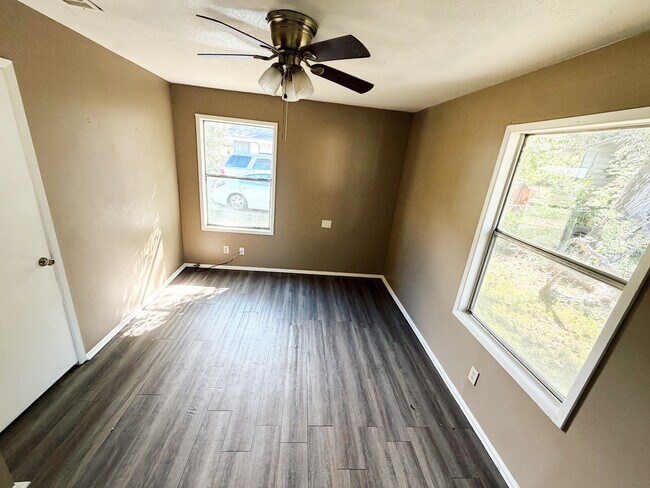 Building Photo - 501 Wynhurst Ct
