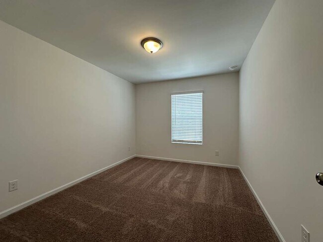 Building Photo - 3512 Nimbell Rd