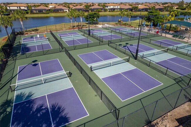 Building Photo - 7121 River Hammock Dr