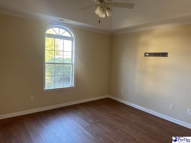 Building Photo - 438 Quail Pointe Dr