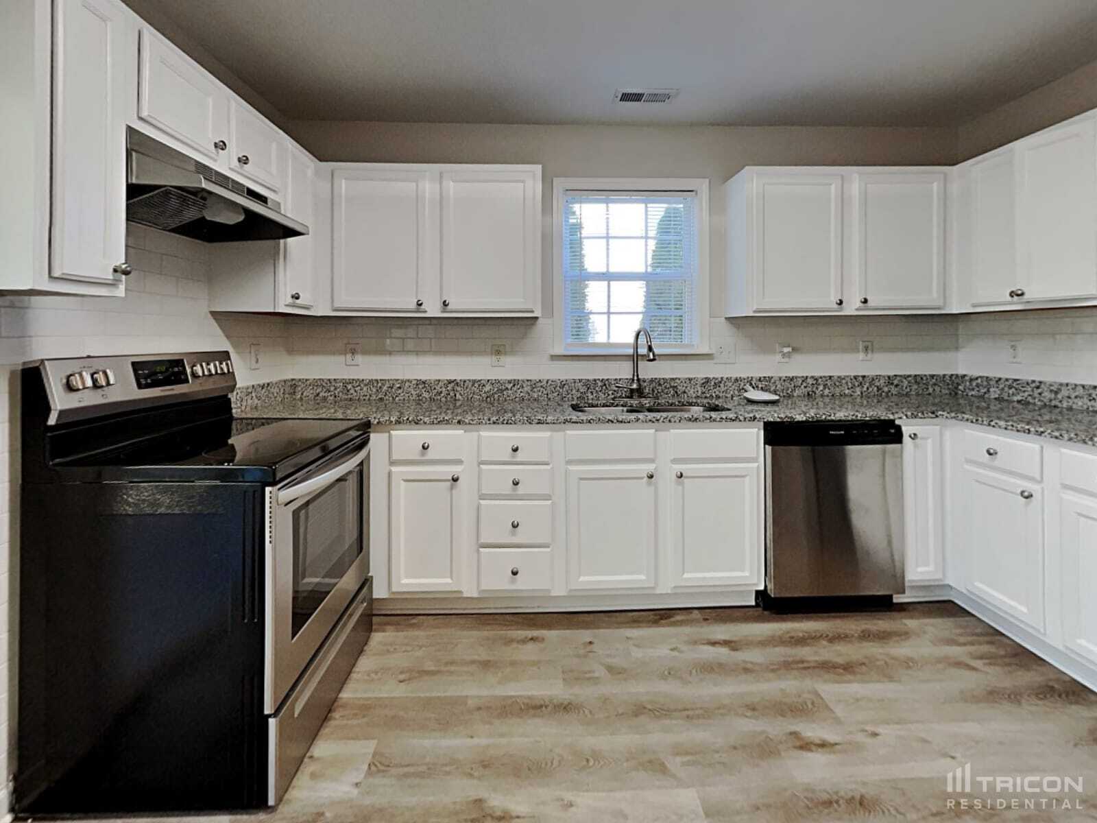 Building Photo - 124 Red Feather Ct