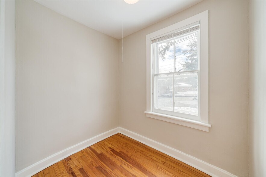 Building Photo - 6 Orchard St