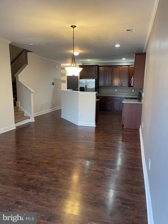 Building Photo - 231 Wilmore Dr