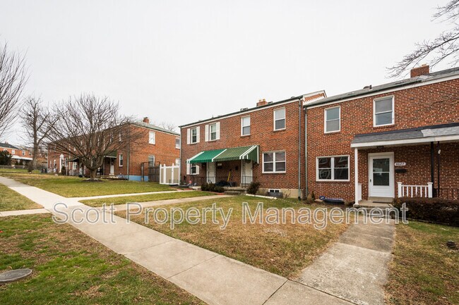 Building Photo - 8627 Willow Oak Rd