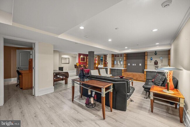 Building Photo - 9715 Singleton Dr