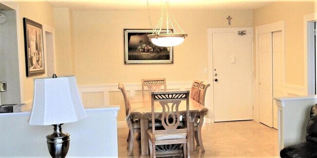 Building Photo - 4250 Galt Ocean Dr