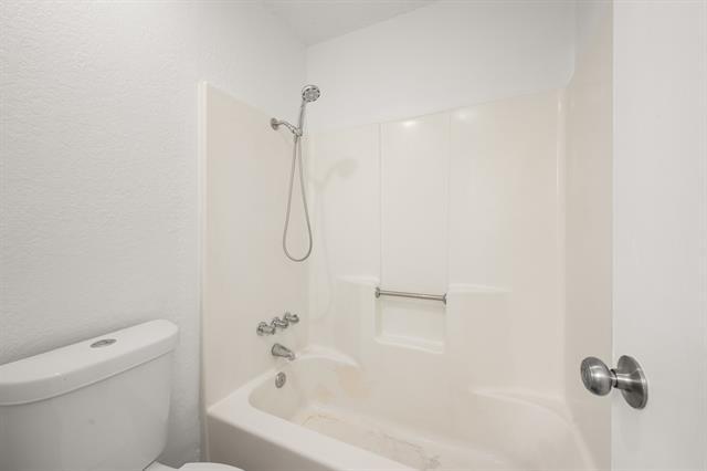 Building Photo - 7509 Echo Hill Dr