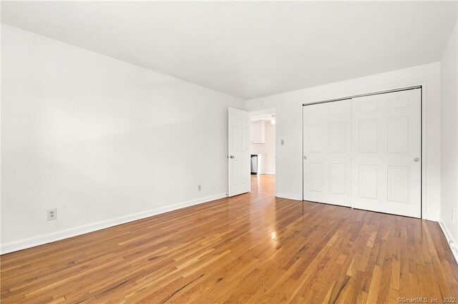 Building Photo - 30 Arnold Way