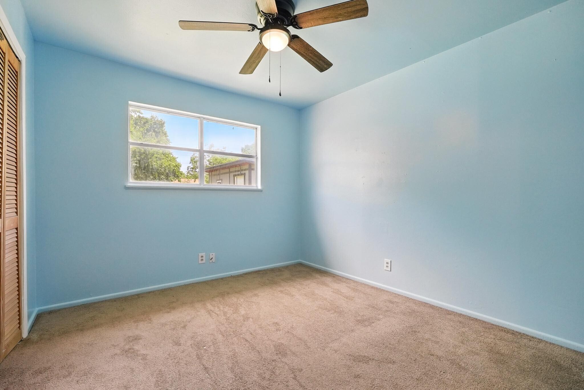 Building Photo - 2349 Marsalis Dr