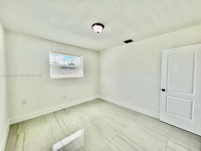 Building Photo - 917 NW 103rd St