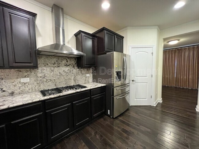 Building Photo - 4219 Fraser Cir