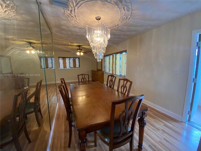 Building Photo - 746 NW 3rd St