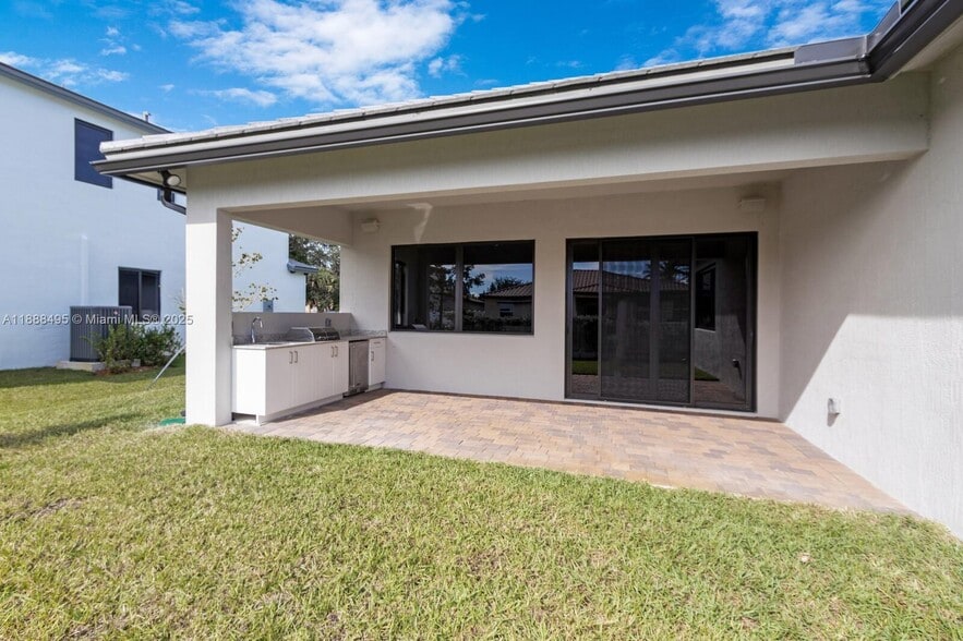 Building Photo - 13130 Addilyn Ct