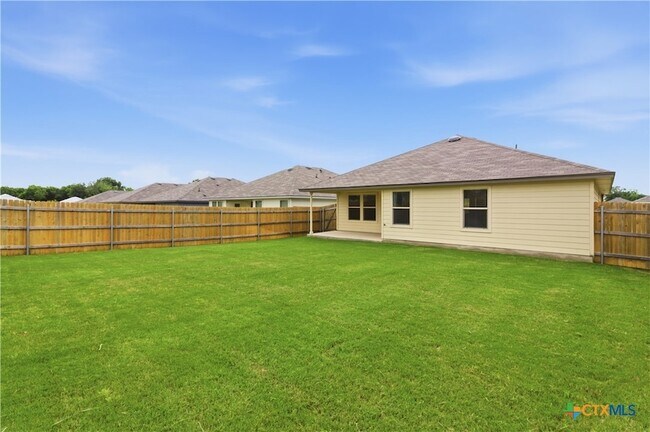 Building Photo - 2622 Leno Dr