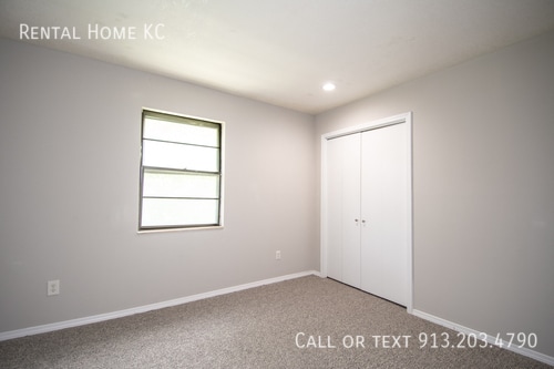 Building Photo - 1616 E Elm St