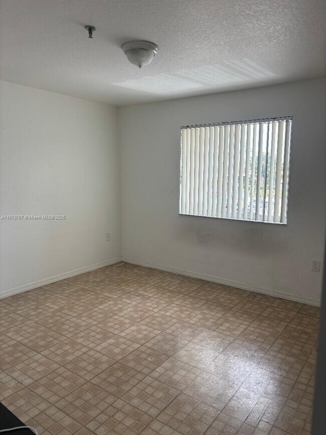 Building Photo - 8340 NW 103rd St