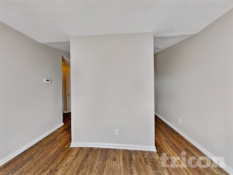 Building Photo - 3008 Westwinds Ct