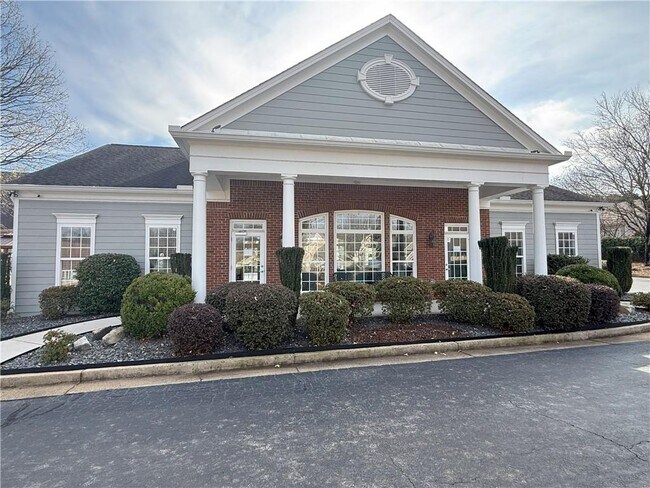 Building Photo - 1460 Vinery Ave