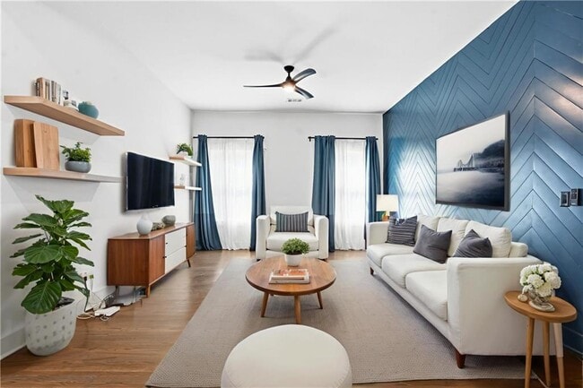 Primary Photo - 1025 Oak St SW