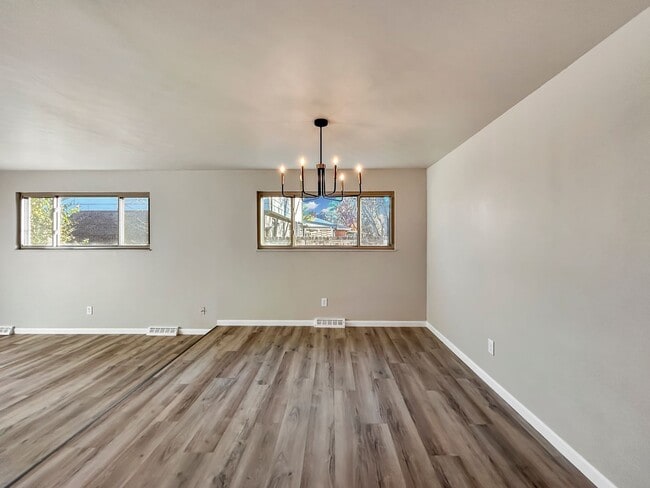 Building Photo - $0 DEPOSIT OPTION. 4 BED 3 BATH IN HAMPDEN HEIGHTS!