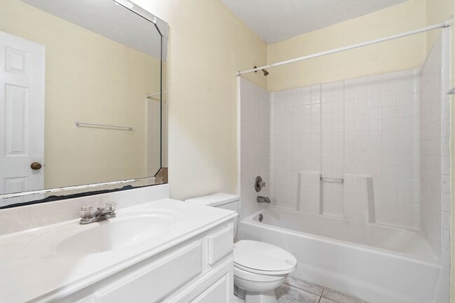 Building Photo - 21107 Stoney Haven Dr